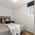 Vaulen Apartment, Private Entrance And Parking * スタヴァンゲル